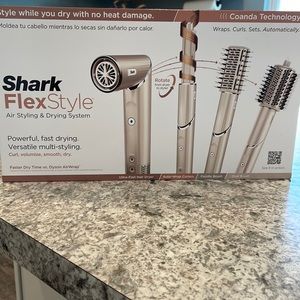 BRAND NEW Shark Flex Style Air Styling & Drying System